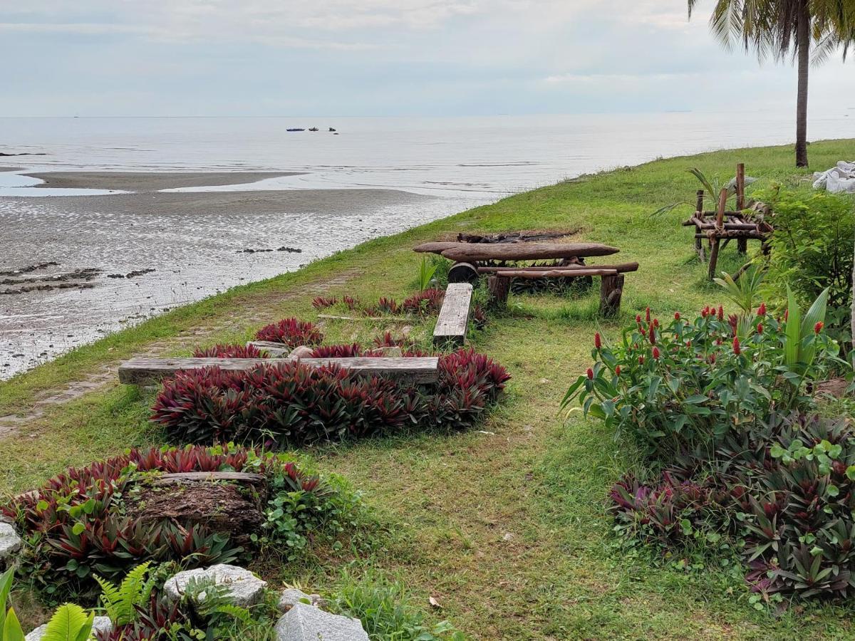 Port Dickson Pd Malacca Straits Homestay Exterior photo